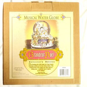 Vintage Grandeur Noel Christmas Snowman Penguin Musical Carousel Water Globe